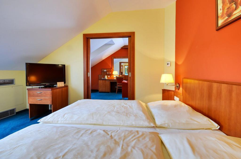 Hotel Filipinum Jablonné nad Orlicí Quarto foto